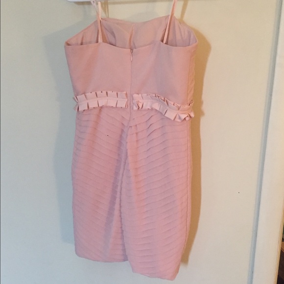 Light pink BCBG strapless mini - size 2 - Picture 5 of 8
